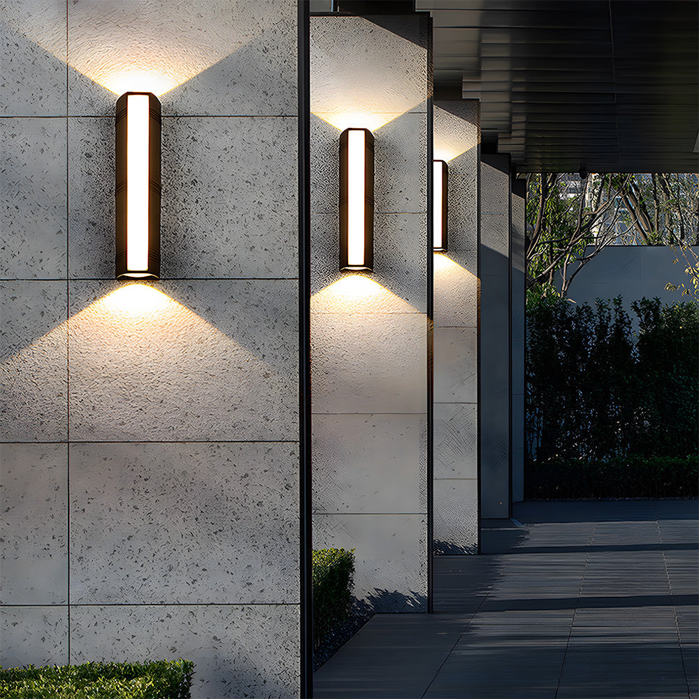 Mora Modern Outdoor Wall Light | Waterproof Aluminum, LED Illumination 6