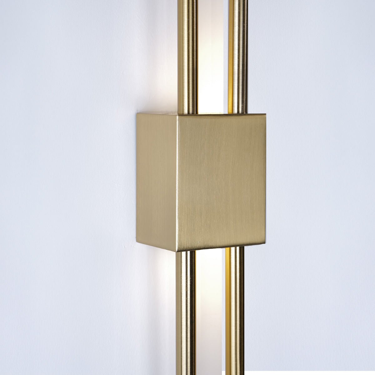 Sleek Wall Lamp | Italian-Inspired Frosted Glass Wall Light