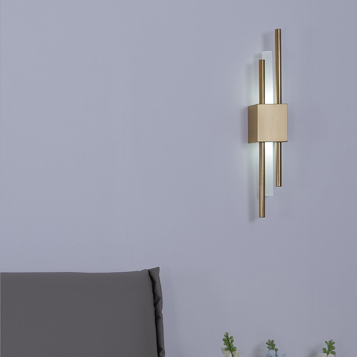 Sleek Wall Lamp | Italian-Inspired Frosted Glass Wall Light